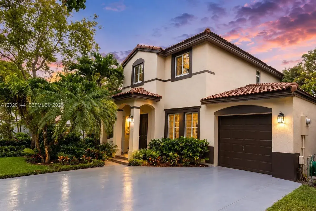 9633 SW 163rd Ct, Miami FL 33196