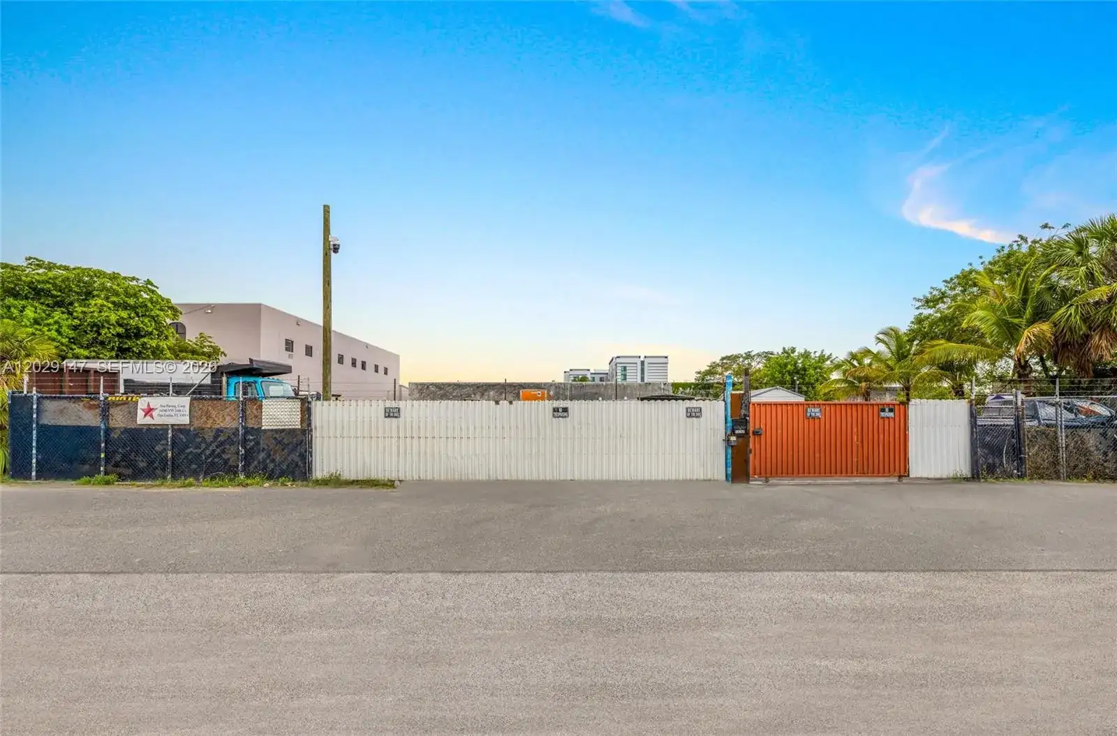 14760 NW 24th Ct, Opa-Locka FL 33054 photo 2