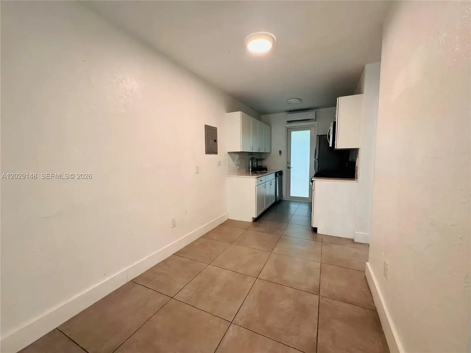 75 Washington Ave # 10, Miami Beach FL 33139 photo 2