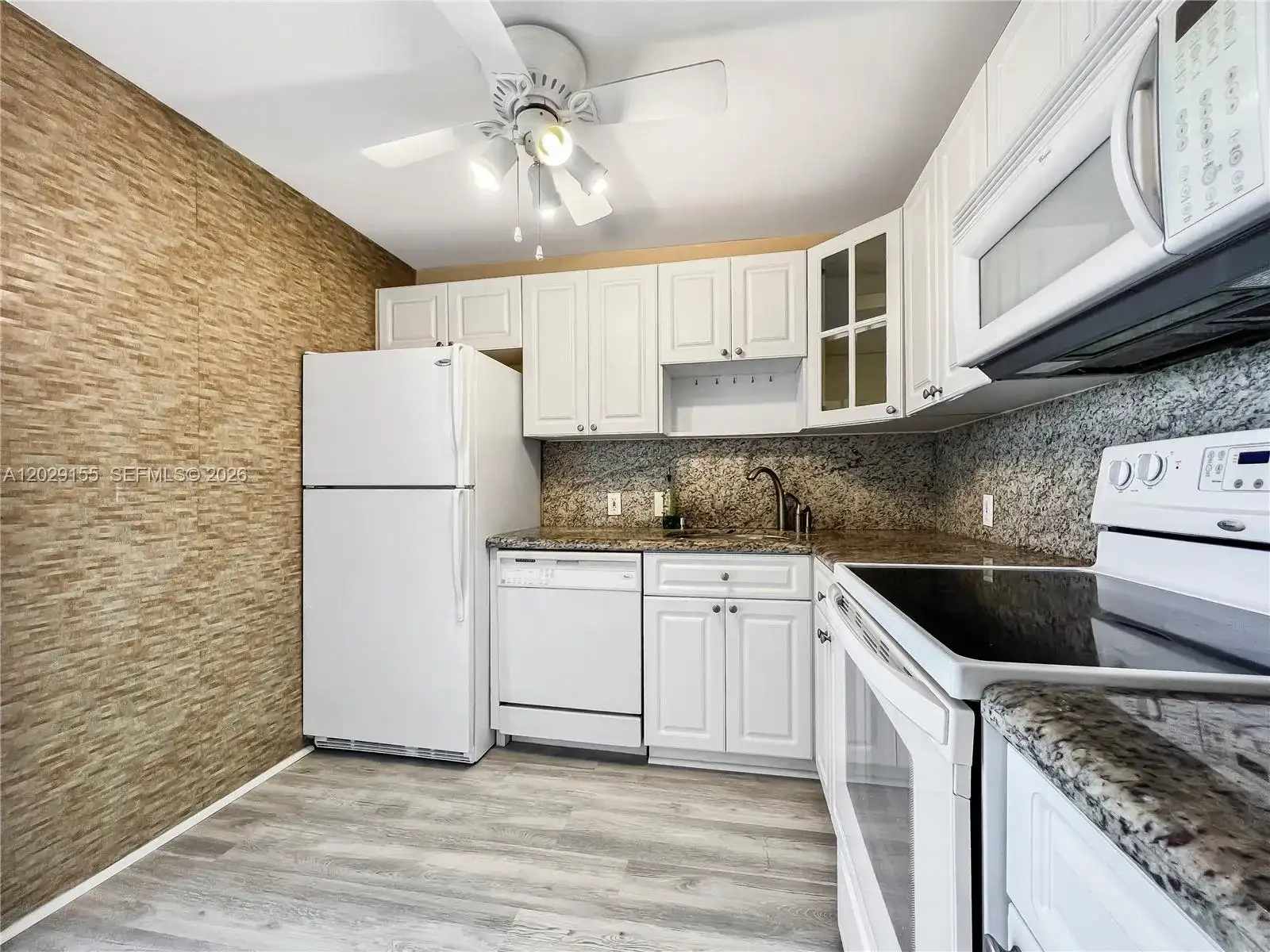 3475 N Country Club Dr # 503, Aventura FL 33180 photo 4
