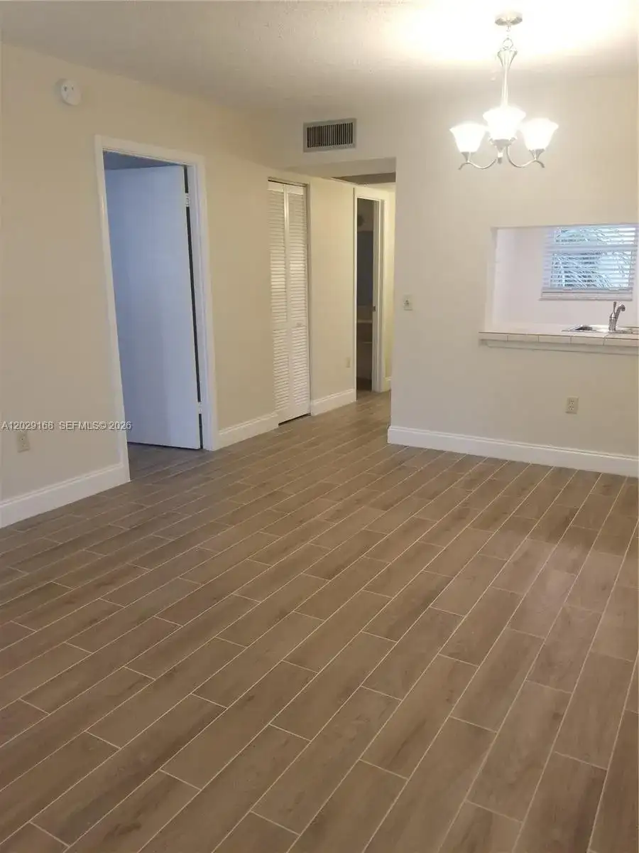 9410 Poinciana Pl # 101, Davie FL 33324 photo 3