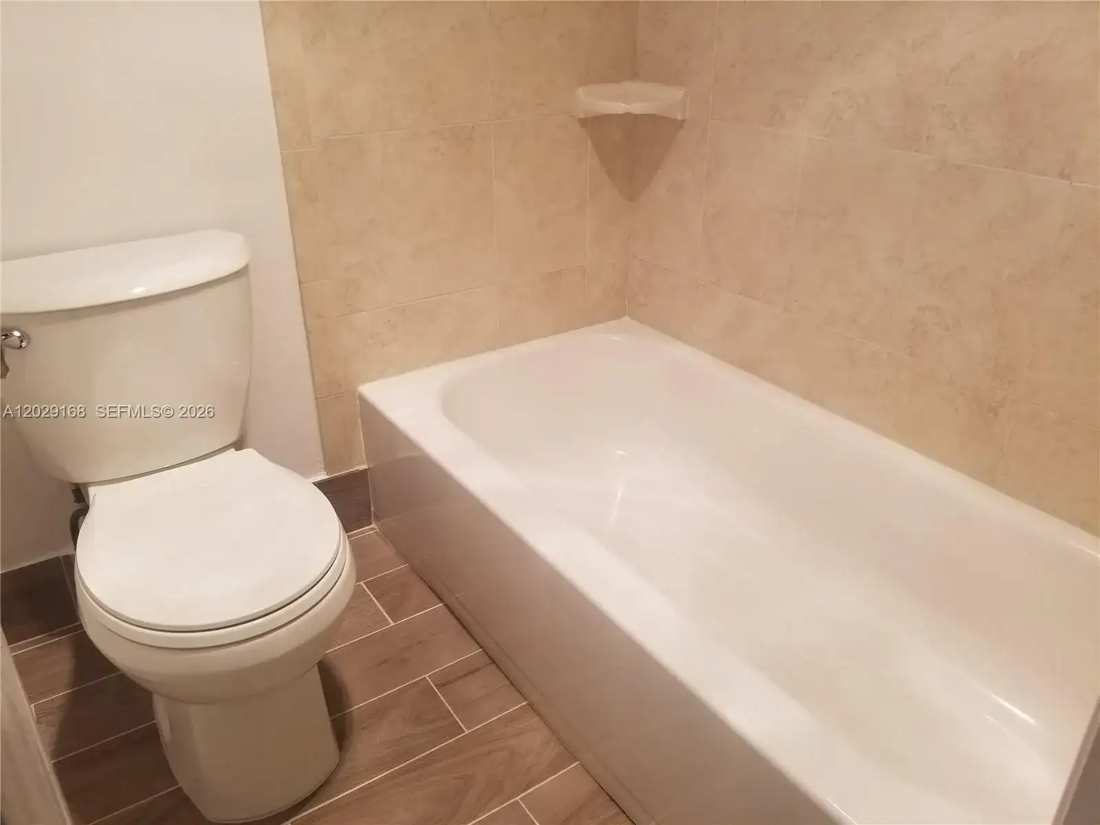 9410 Poinciana Pl # 101, Davie FL 33324 photo 5