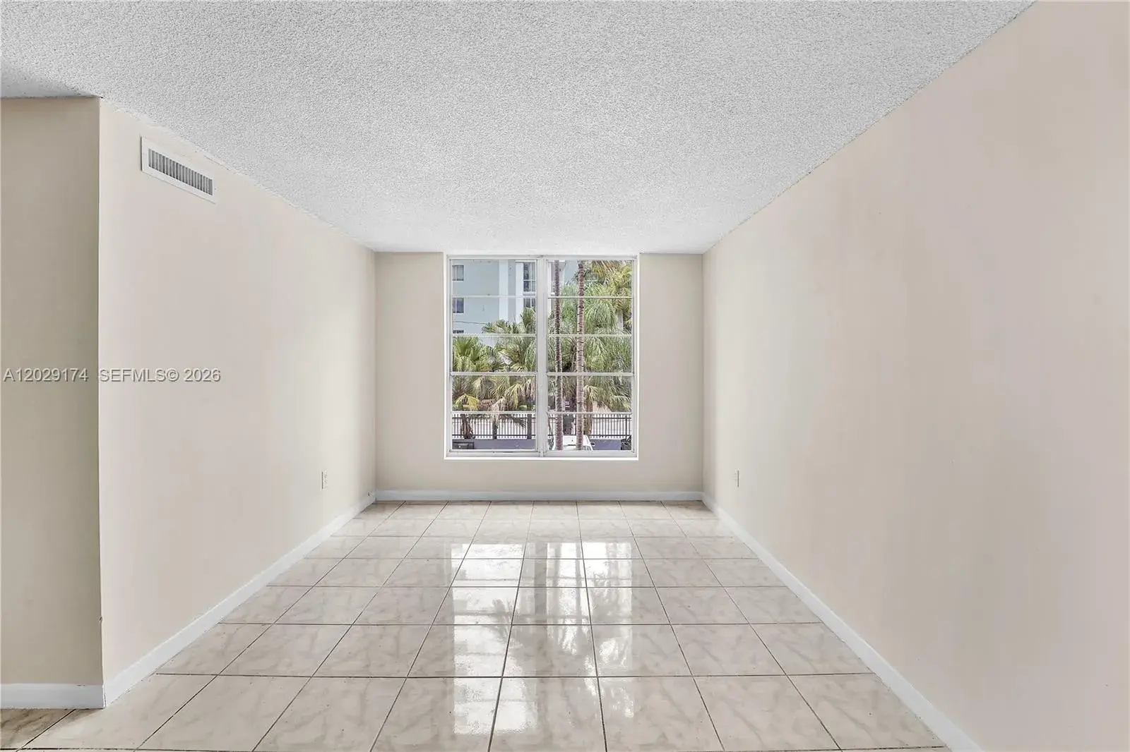 210 SW 11th St # 209, Miami FL 33130