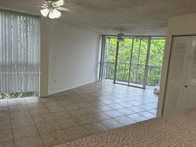 7075 NW 186th St # C507, Hialeah FL 33015 photo 3