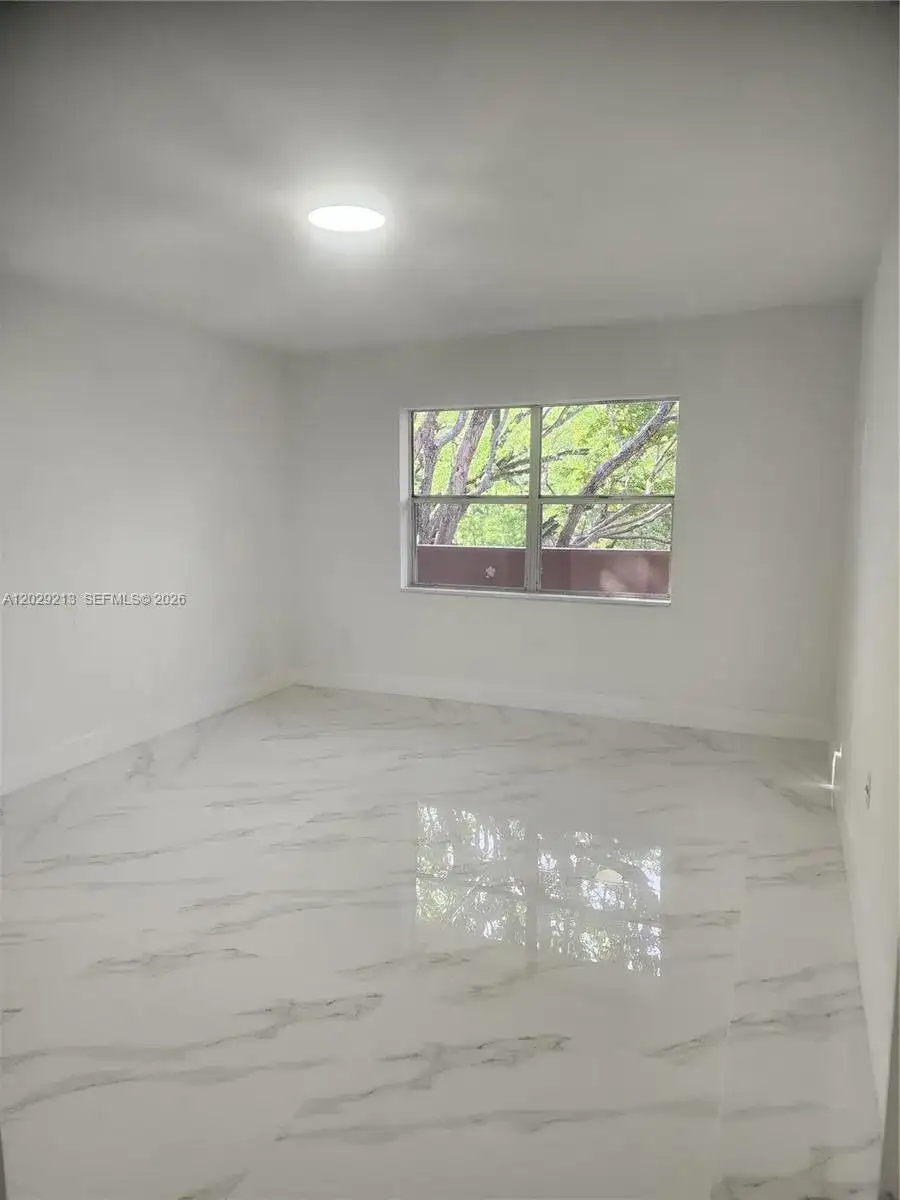 1205 Mariposa Ave # 304, Coral Gables FL 33146 photo 4