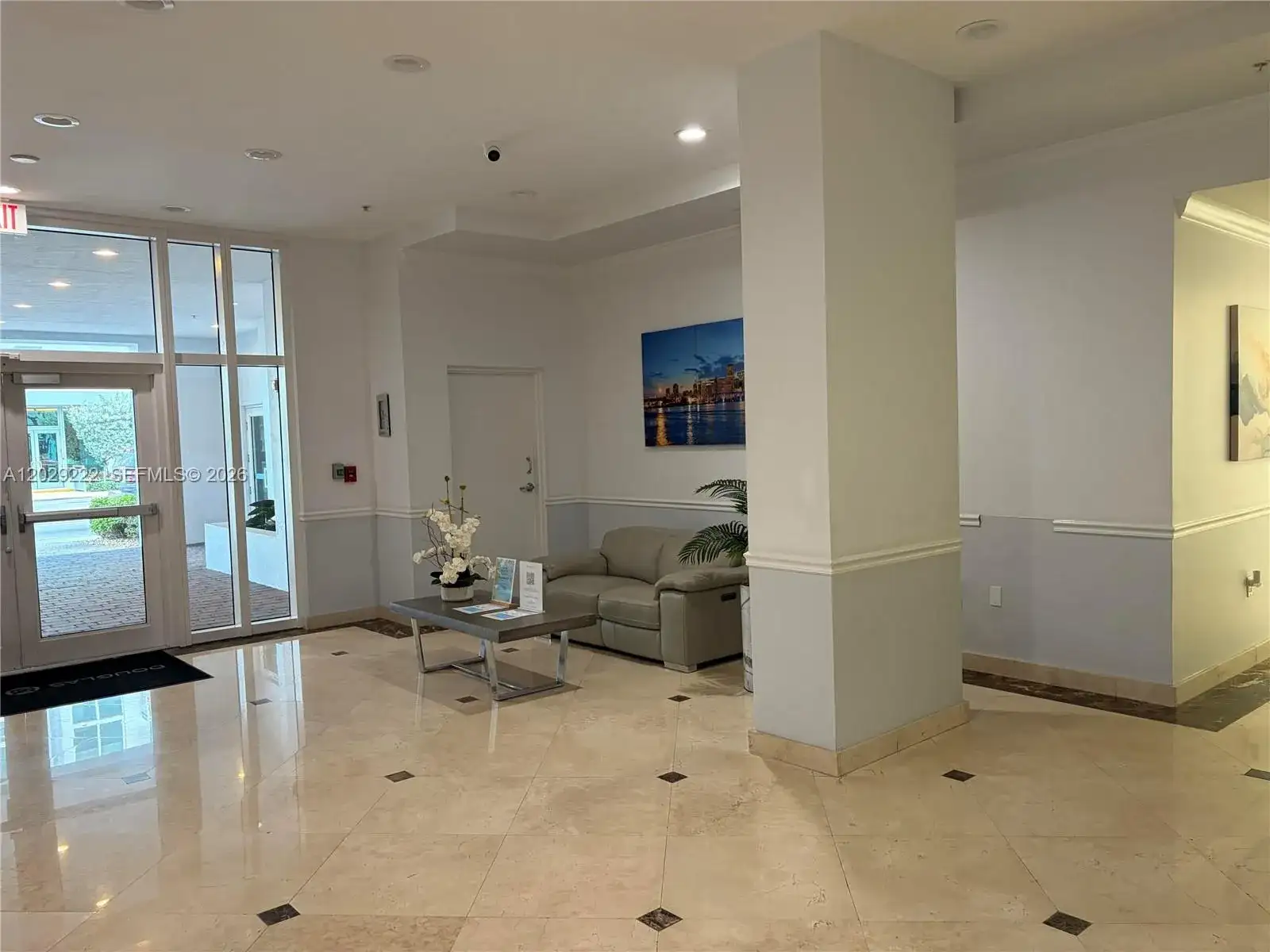 60 NW 37th Ave # 608, Miami FL 33125 photo 3