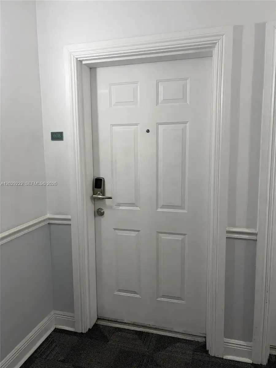 60 NW 37th Ave # 608, Miami FL 33125 photo 4