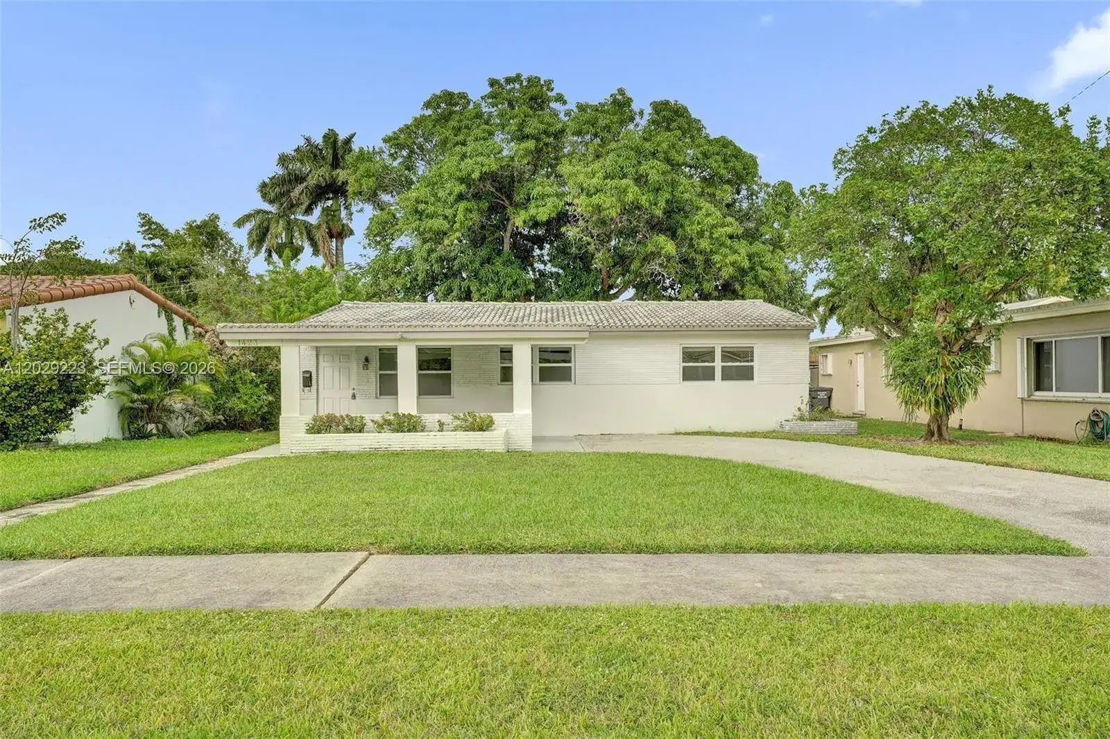 1423 Garfield St, Hollywood FL 33020
