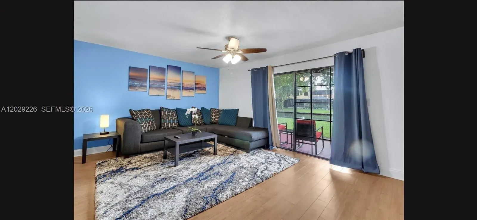 9427 NW 42nd St, Sunrise FL 33351
