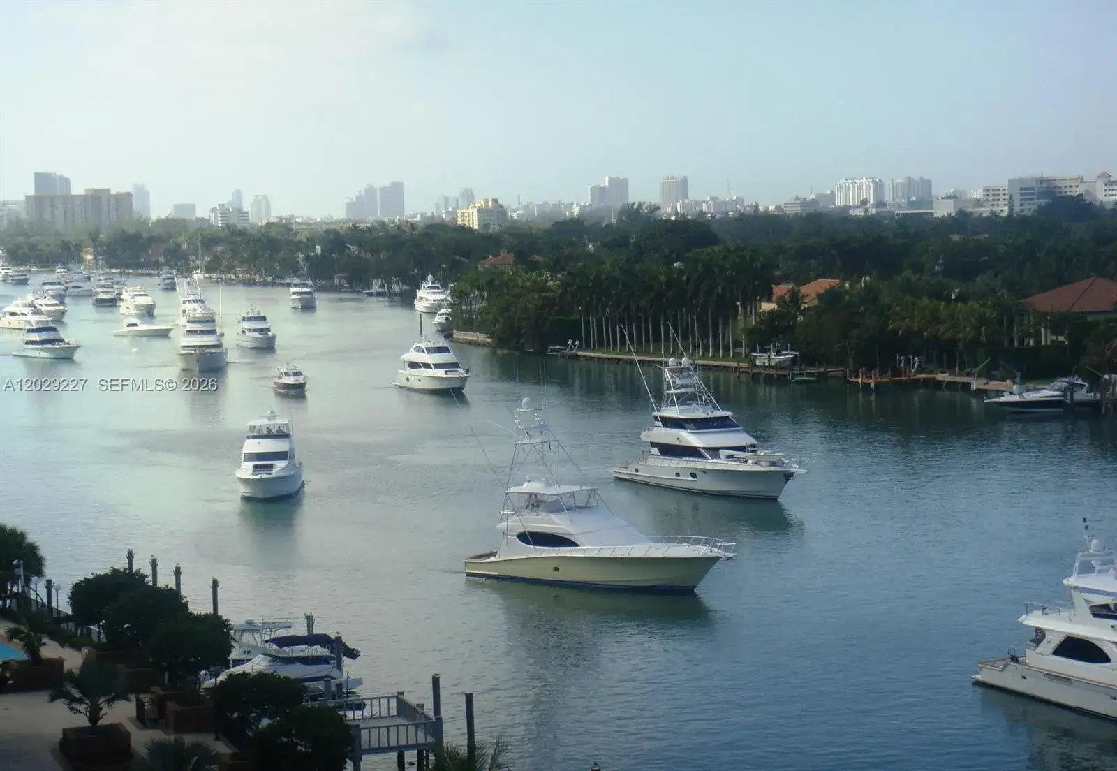 5700 Collins Ave # 8K, Miami Beach FL 33140 photo 2