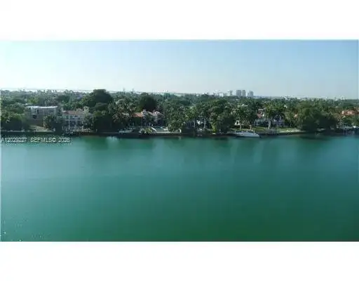 5700 Collins Ave # 8K, Miami Beach FL 33140 photo 3