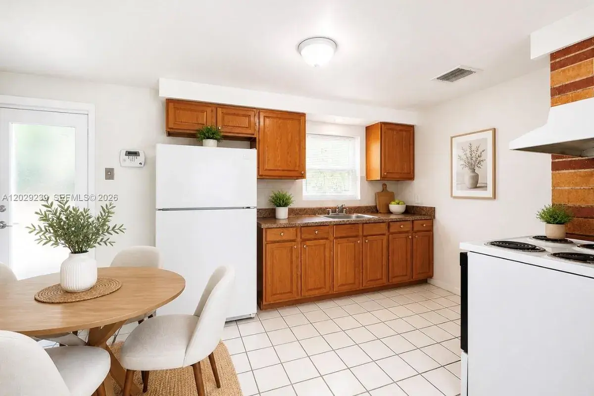 2040 NW 29th Ter # 2040, Fort Lauderdale FL 33311