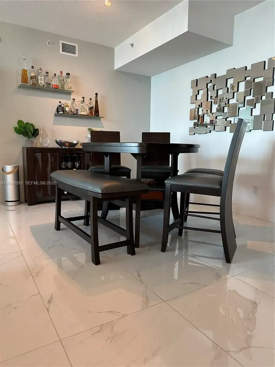 325 S Biscayne Blvd # 4119, Miami FL 33131 photo 5
