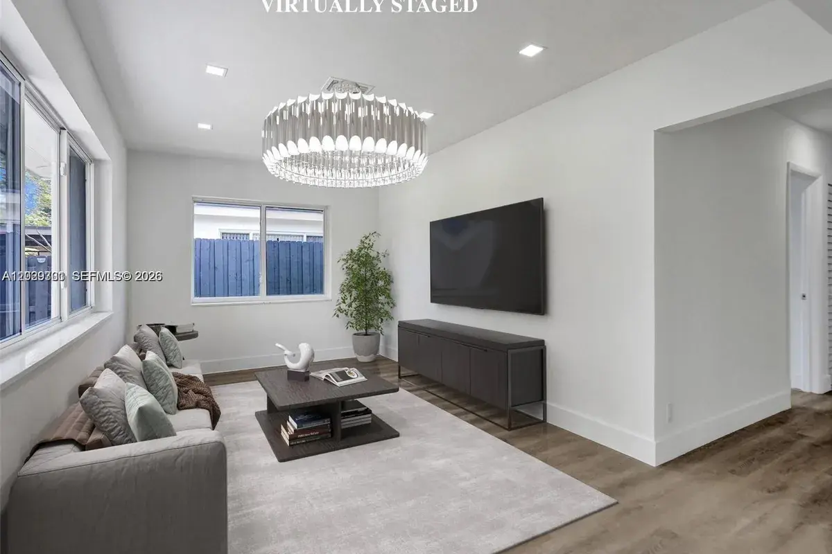1609 NW 7th Ter, Fort Lauderdale FL 33311