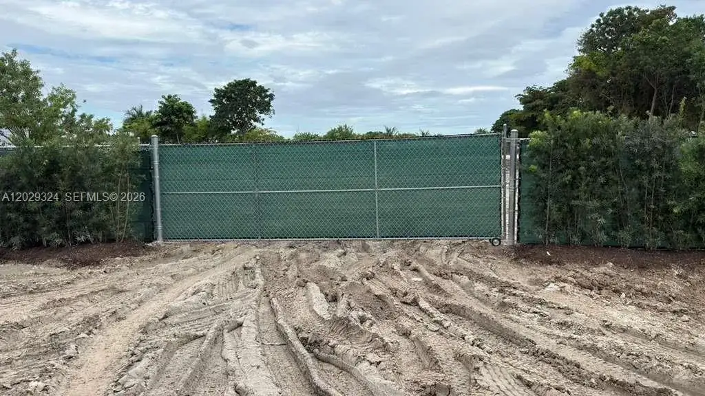 16555 SW 213TH AVE, Miami FL 33187 photo 3