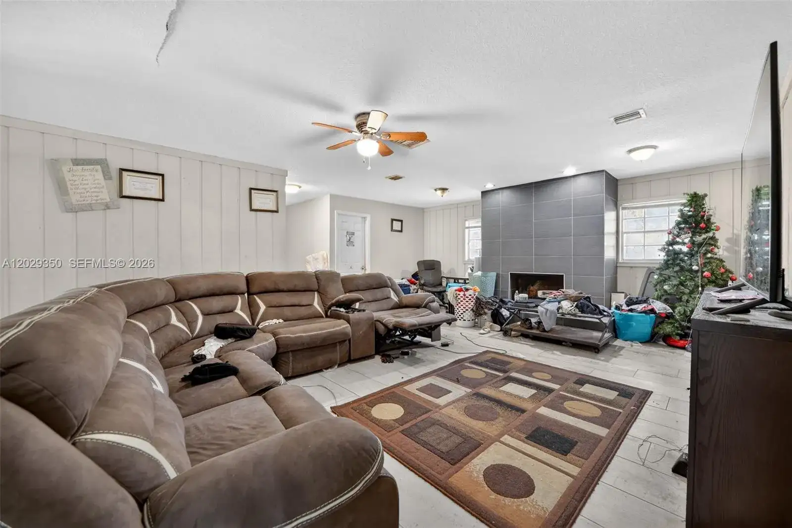 570 N HART BLVD, Orlando FL 32818 photo 4