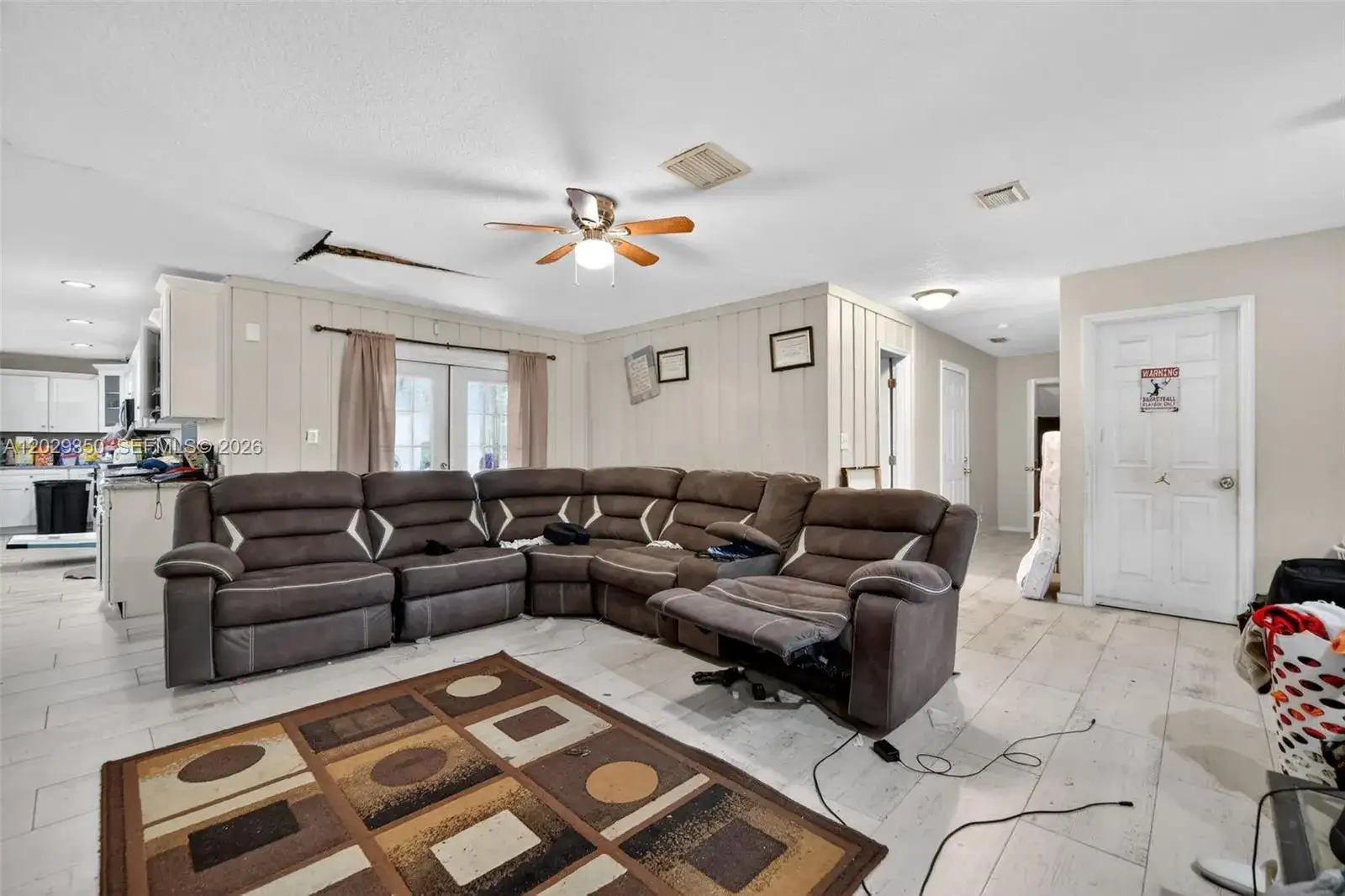 570 N HART BLVD, Orlando FL 32818 photo 5