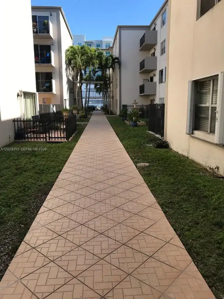 5505 NW 7th St # W417, Miami FL 33126 photo 2
