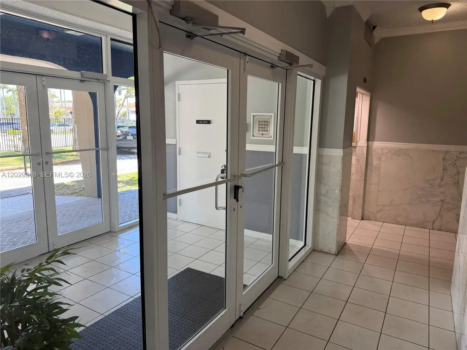 501 E Dania Beach Blvd # 4D, Dania Beach FL 33004 photo 2