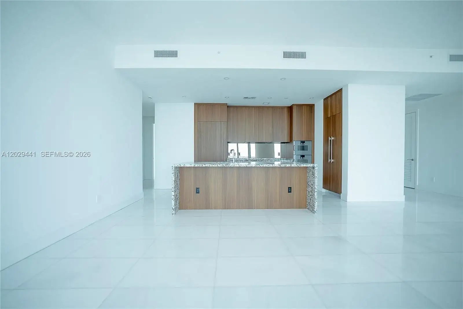 175 SE 25th Rd # 2103, Miami FL 33129 photo 4