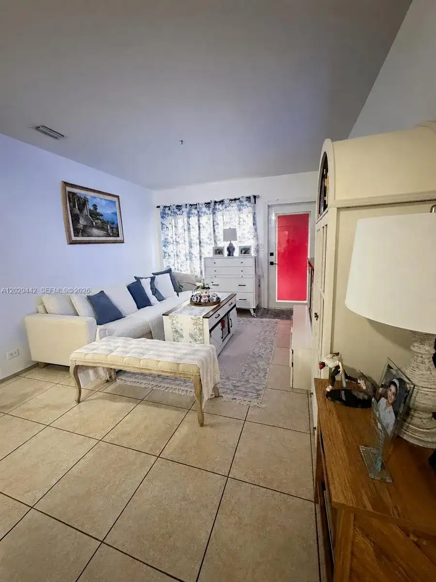 345 NE 111th St, Miami FL 33161 photo 4