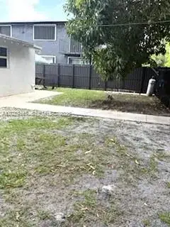 7640 NE 3rd Pl, Miami FL 33138 photo 3