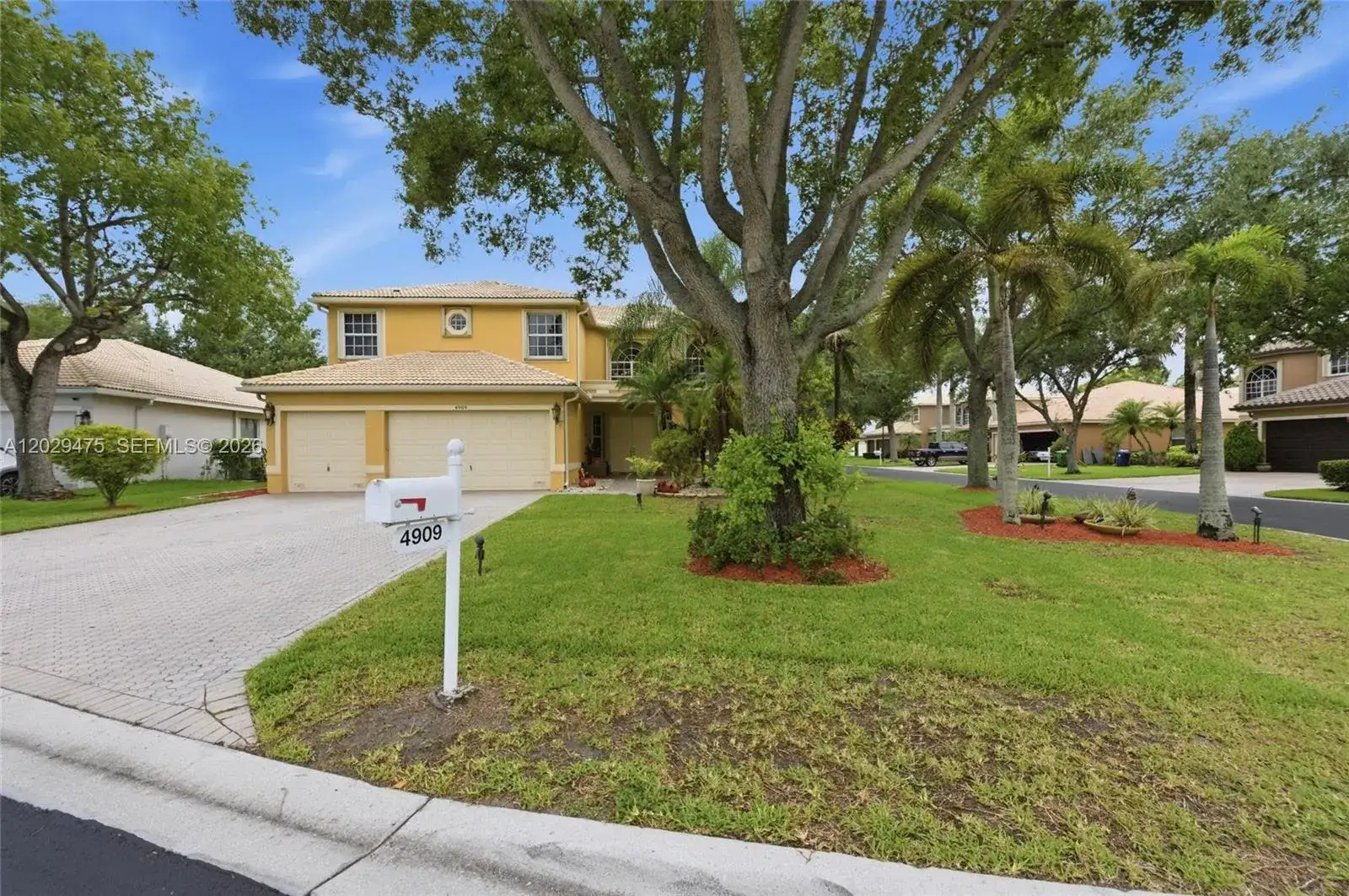 4909 NW 115th Way, Coral Springs FL 33076 photo 5