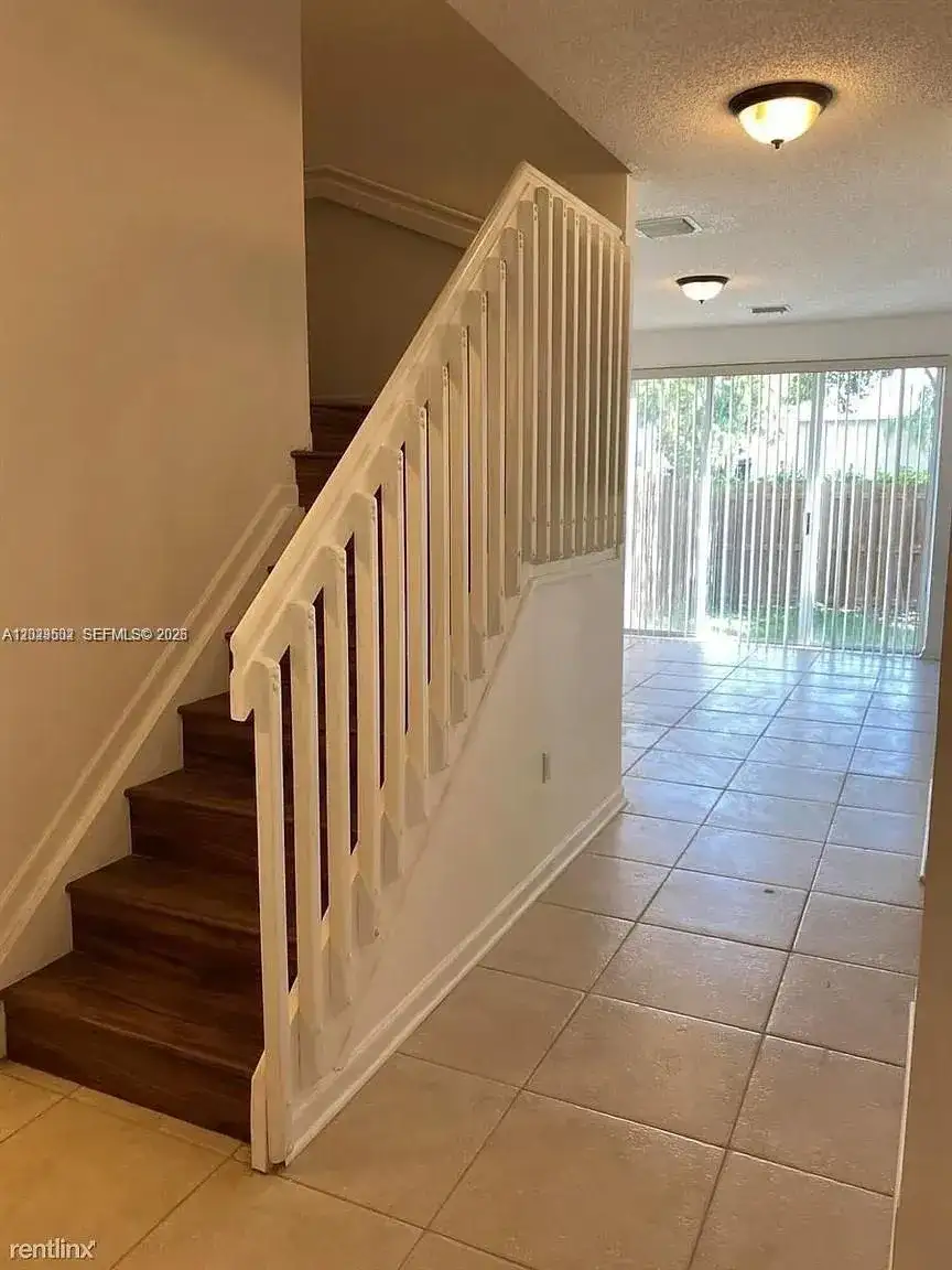 7980 S Southwood Cir # 0, Davie FL 33328 photo 3