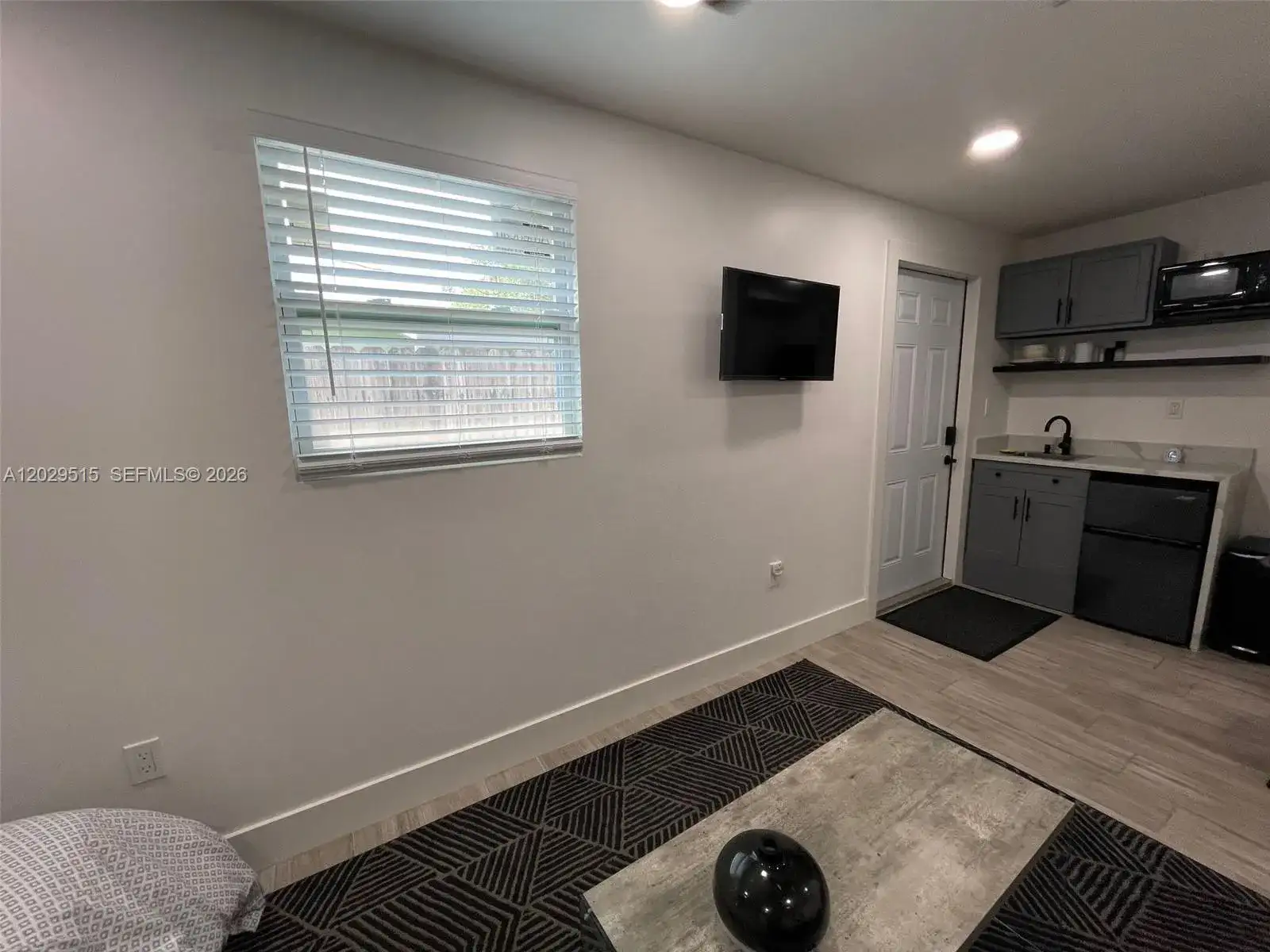 170 NE 60th St, Oakland Park FL 33334 photo 4