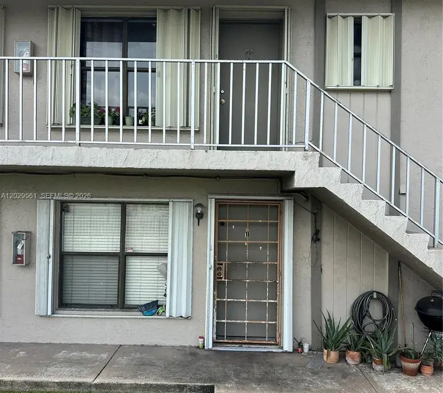 15360 SW 72 ST # 21, Miami FL 33193