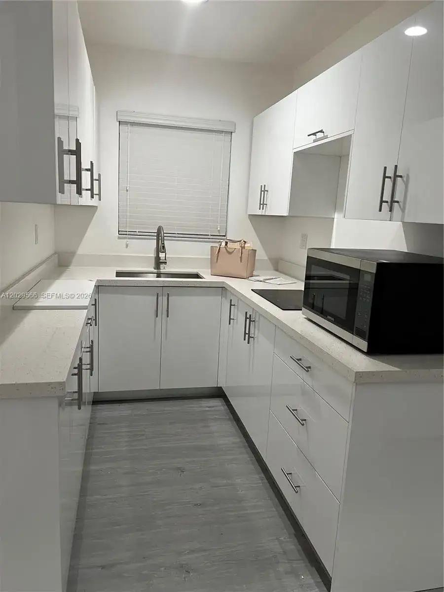 502 & 510 SW 27th Ave, Miami FL 33135 photo 2