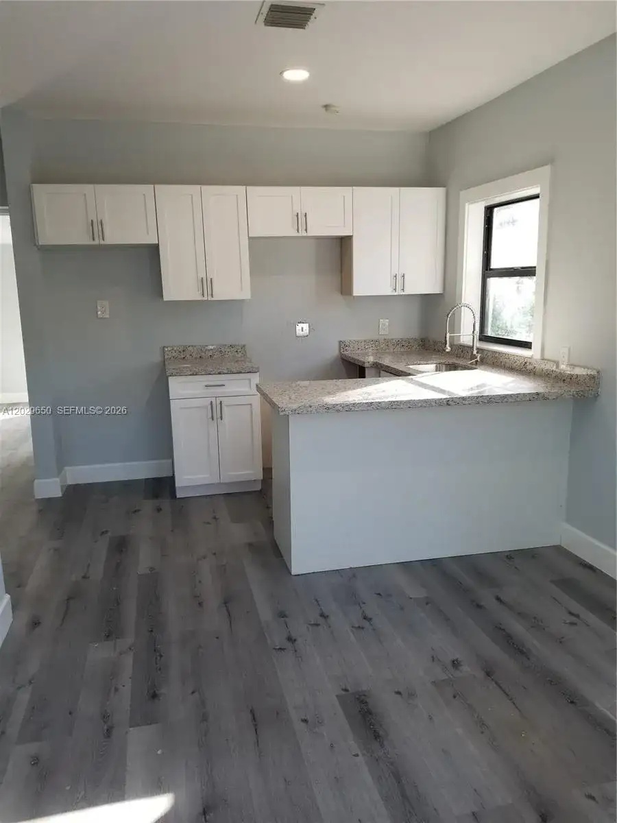 1756 NW 94th St, Miami FL 33147 photo 3