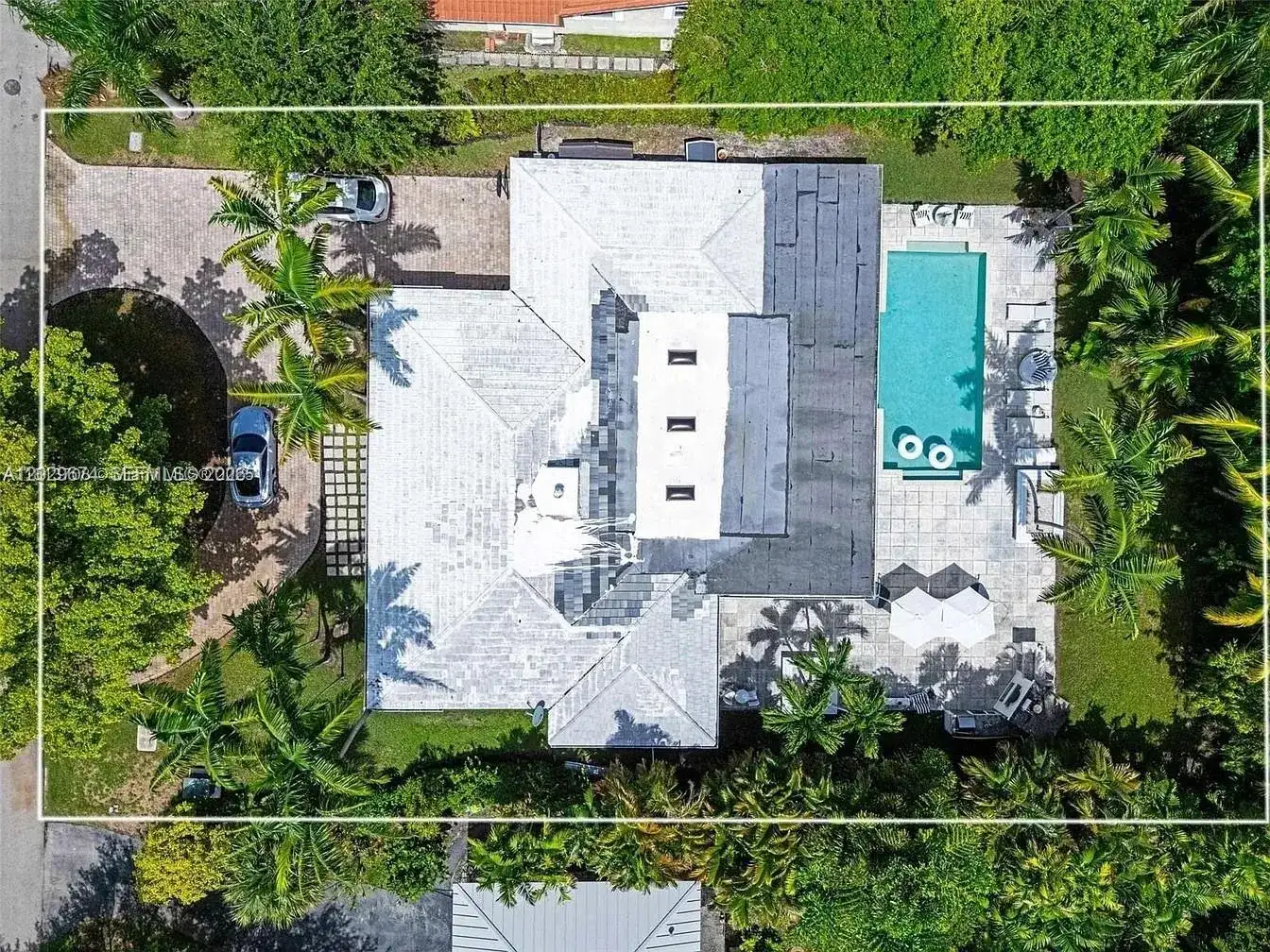 1255 NE 93rd St, Miami Shores FL 33138 photo 3
