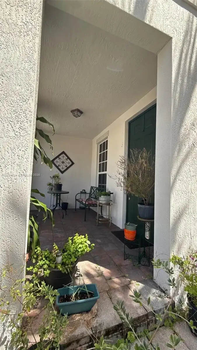 9213 SW 170th Ave, Miami FL 33196 photo 4