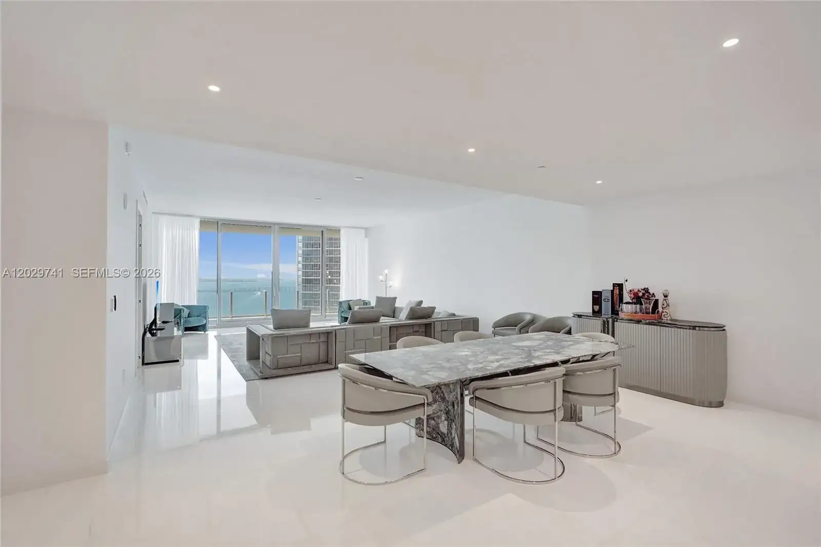 300 Biscayne Boulevard Way # 3304C, Miami FL 33131 photo 3