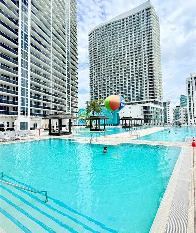 1830 S Ocean Dr # 3708, Hallandale Beach FL 33009