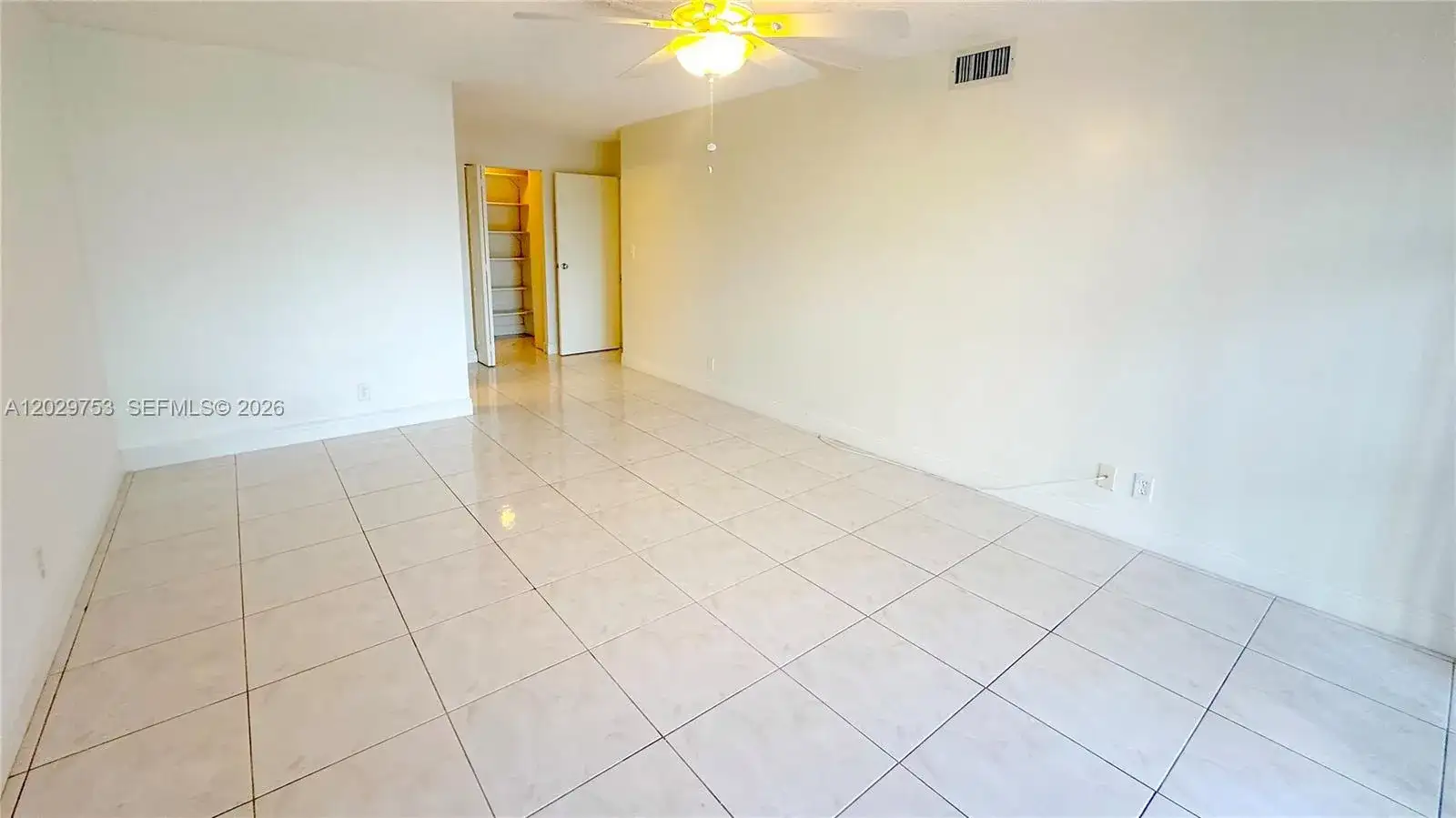 800 Parkview Dr # 323, Hallandale Beach FL 33009 photo 4