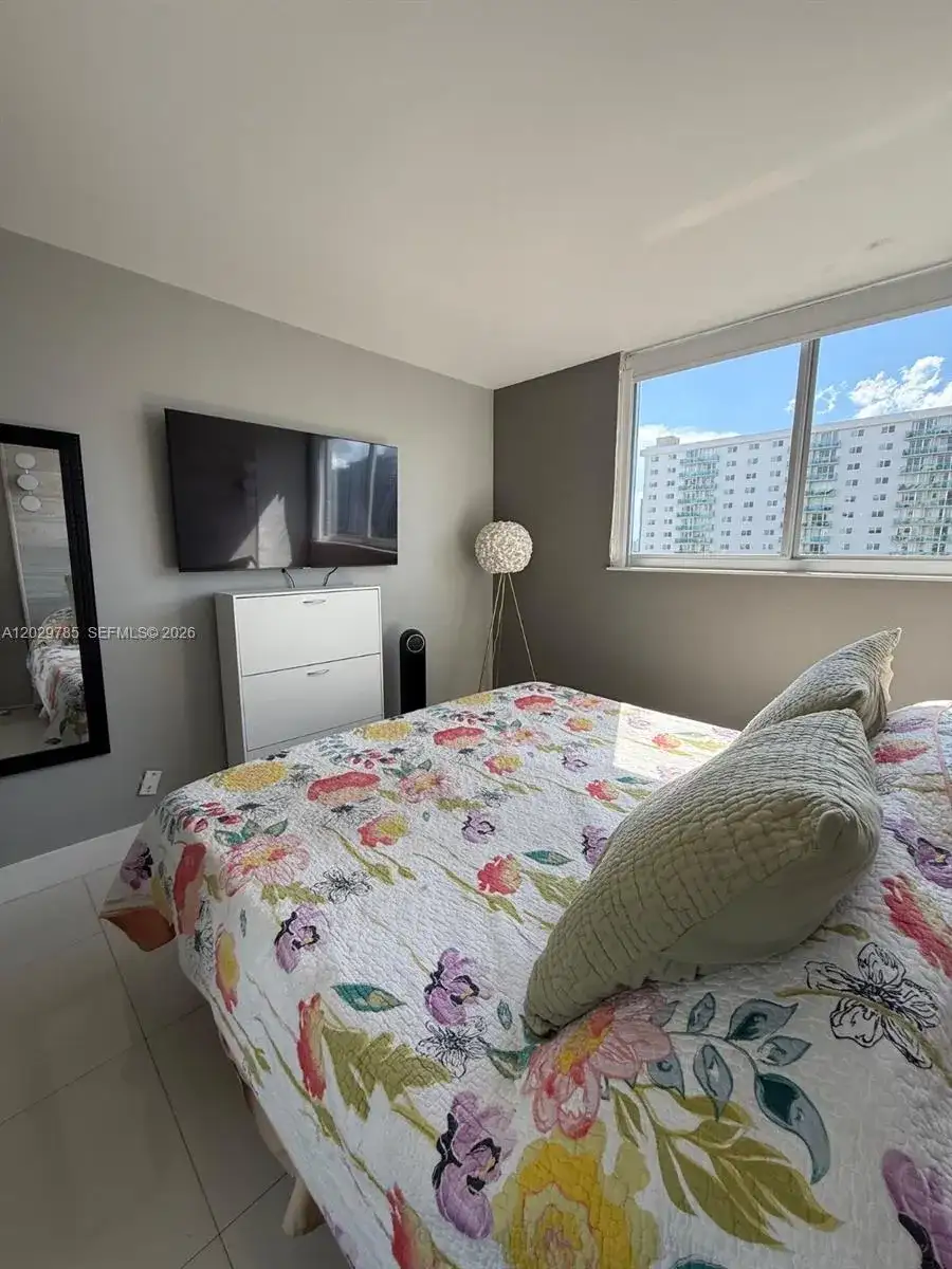 19370 Collins Ave # 912, Sunny Isles Beach FL 33160 photo 4