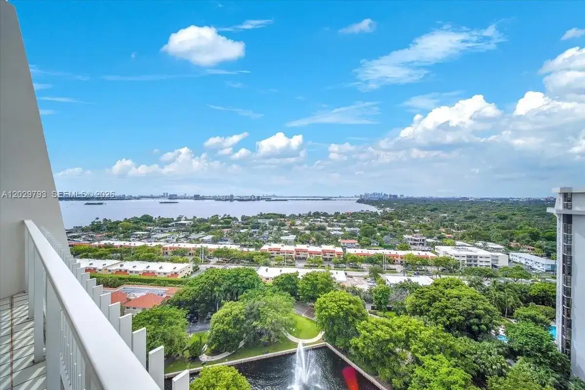 1000 Quayside Ter # 10, Miami FL 33138 photo 4