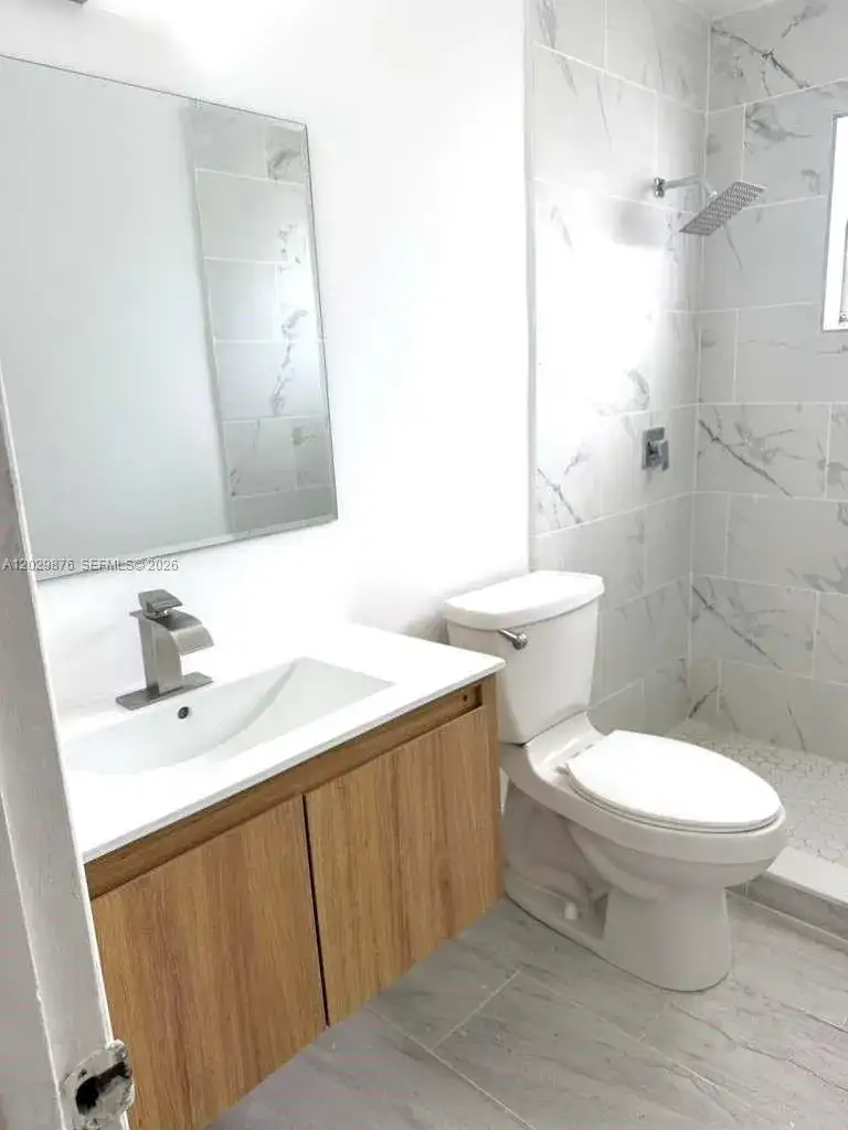 12195 W Dixie Hwy # 6E, North Miami FL 33161 photo 4