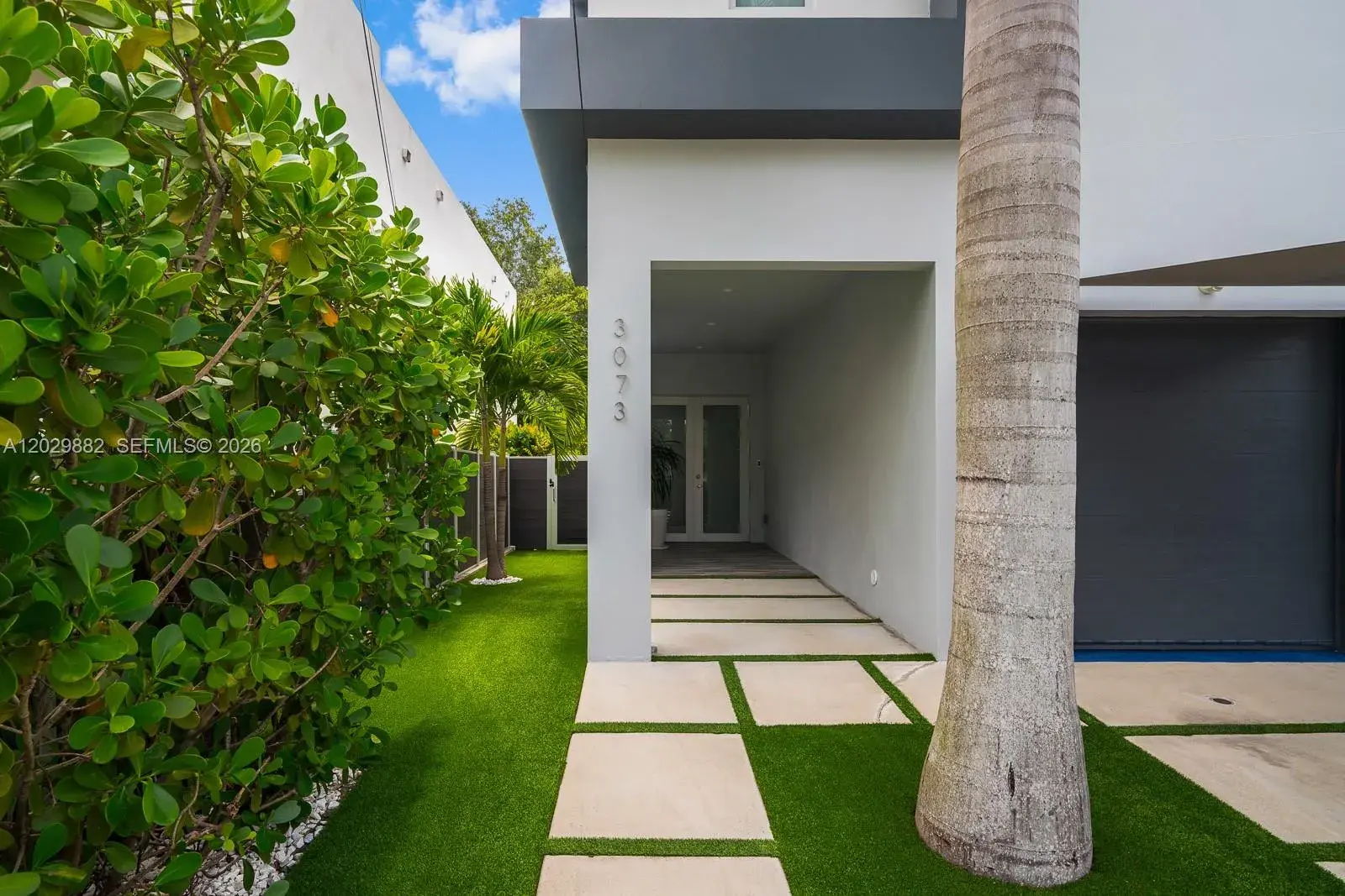 3073 Carter St, Miami FL 33133