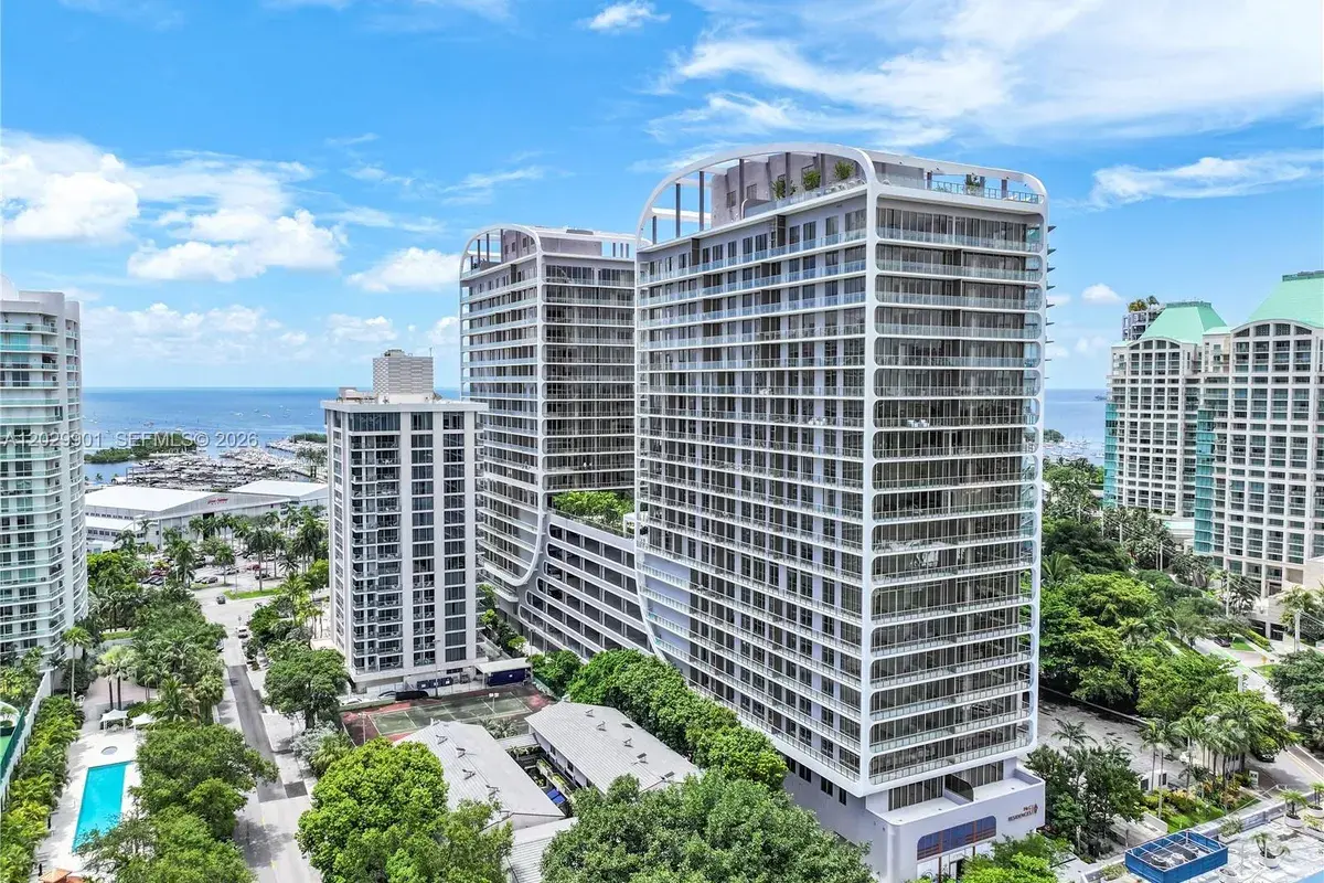 2678 Tigertail Ave # 911, Miami FL 33133