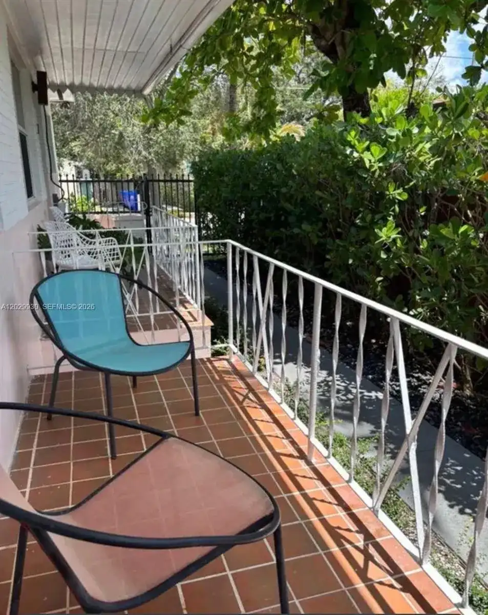 424 NE 64th St # 2, Miami FL 33138 photo 4