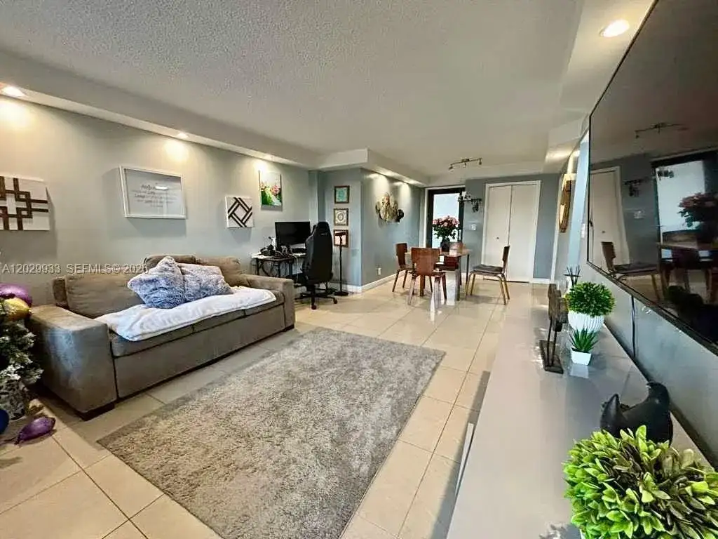 301 Golden Isles Dr # 406, Hallandale Beach FL 33009 photo 5