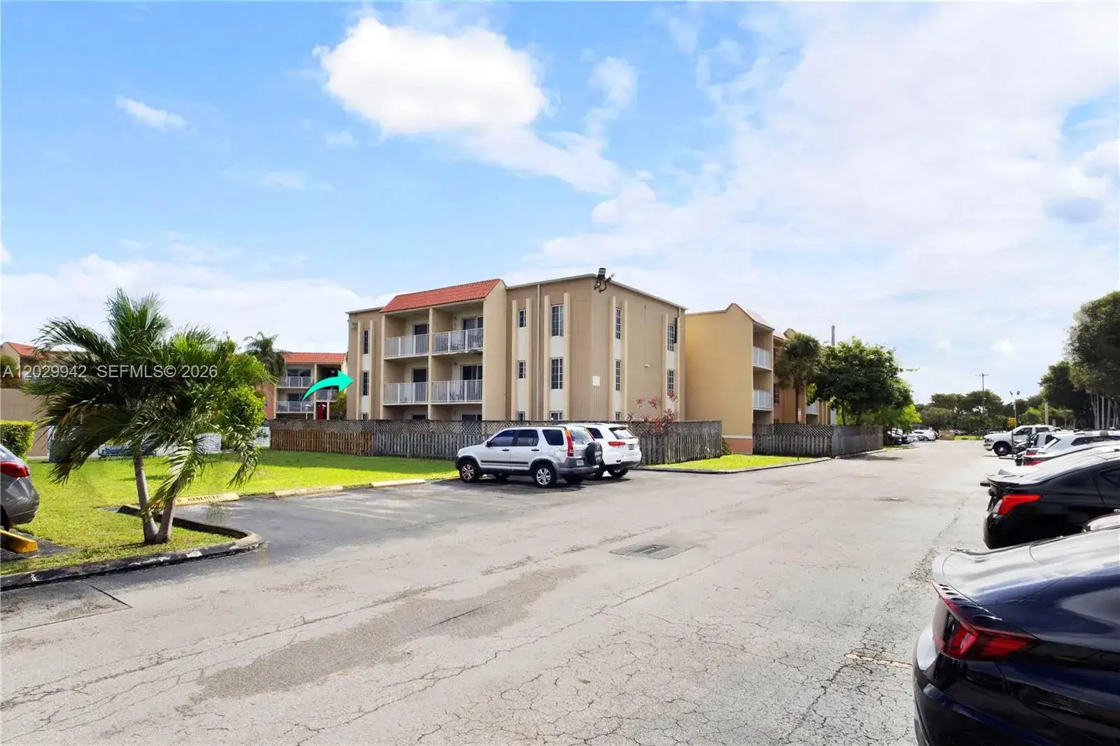 5201 Geneva Way # 211, Doral FL 33166 photo 2