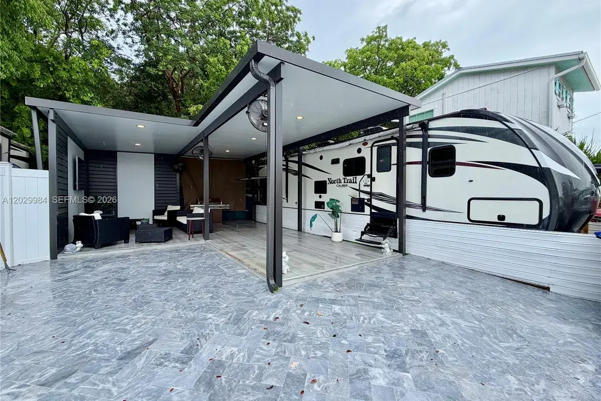 325 Calusa St #122, Key Largo FL 33037