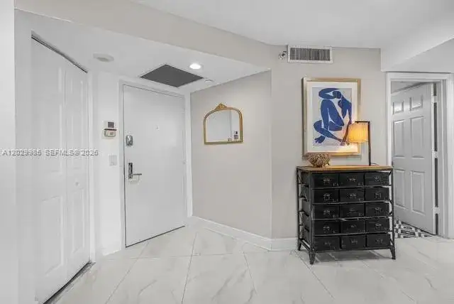 3500 Mystic Pointe Dr # 604, Aventura FL 33180 photo 4