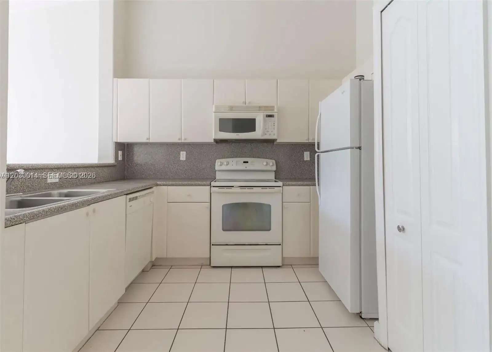 2755 SE 16th Ave # 202, Homestead FL 33035 photo 4