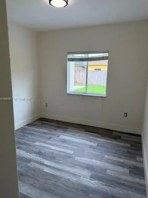 706 SE 14th Ave, Homestead FL 33033 photo 5