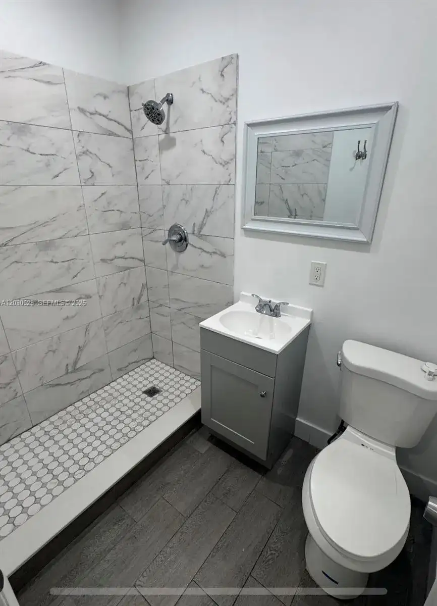 5860 NW 193rd St # 1, Hialeah FL 33015 photo 5